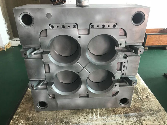 Injection mold Injection mold