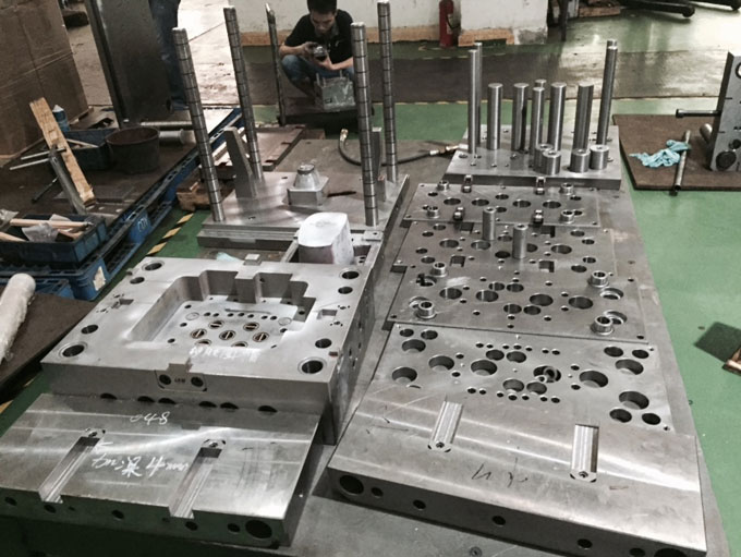 Injection mold Injection mold