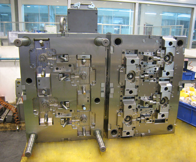 Precision injection mold