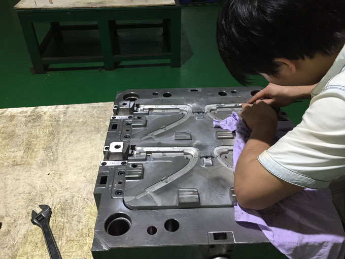 Injection mold Injection mold