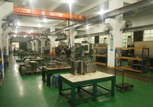 Injection mold factory