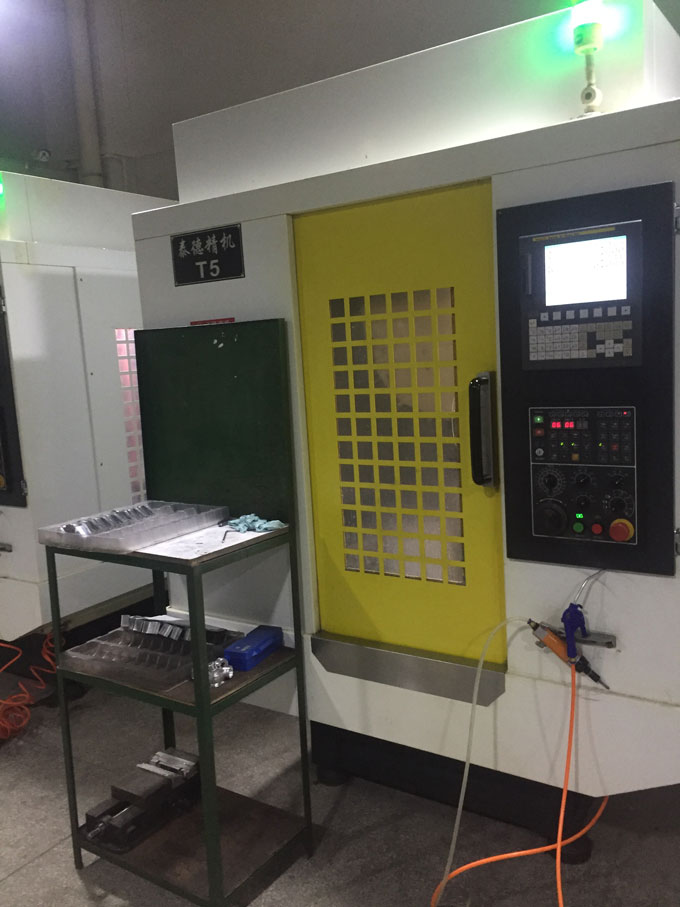 Injection mold machine